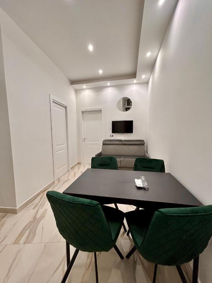 Marghe Luxury Home เนเปิลส์ ภายนอก รูปภาพ